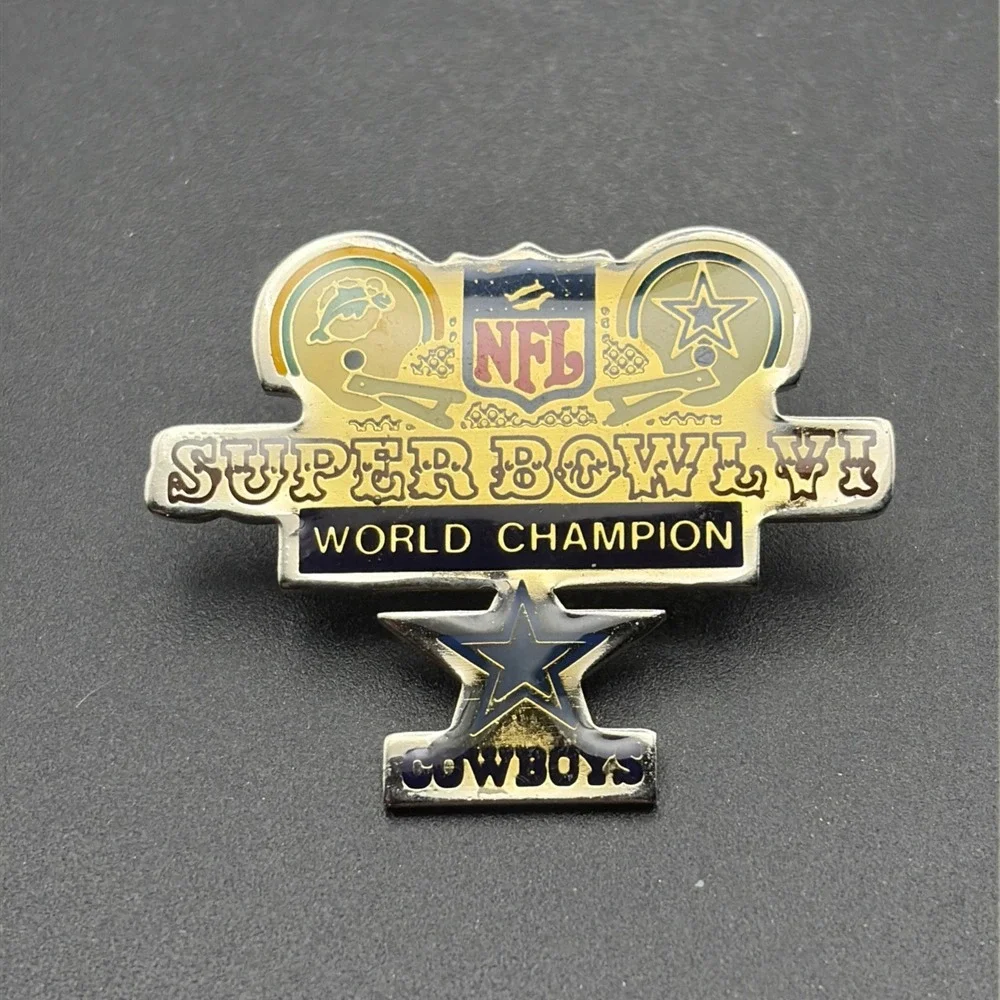 Super Bowl VI Miami Dolphins Dallas Cowboys NFL‎ Football Lapel Hat Pin